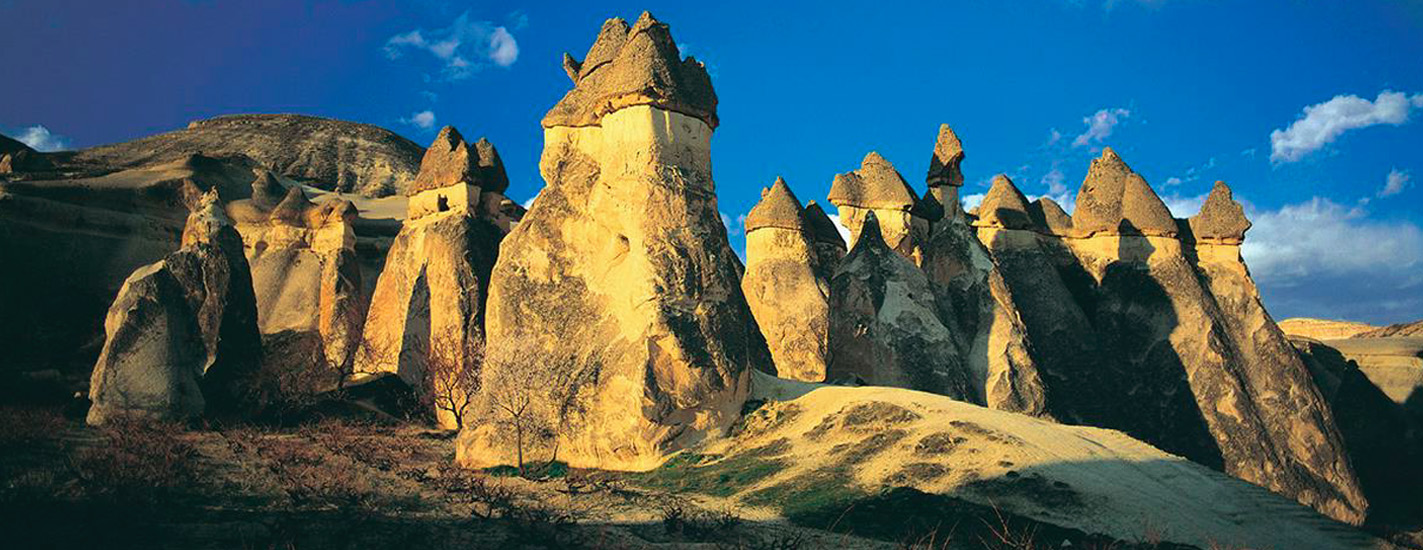 <p>CAPADOCIA FASCINANTE</p>
